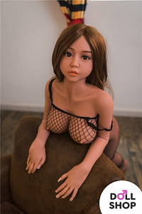 Силиконовая кукла-азиатка Гиги с темными волосами 145см